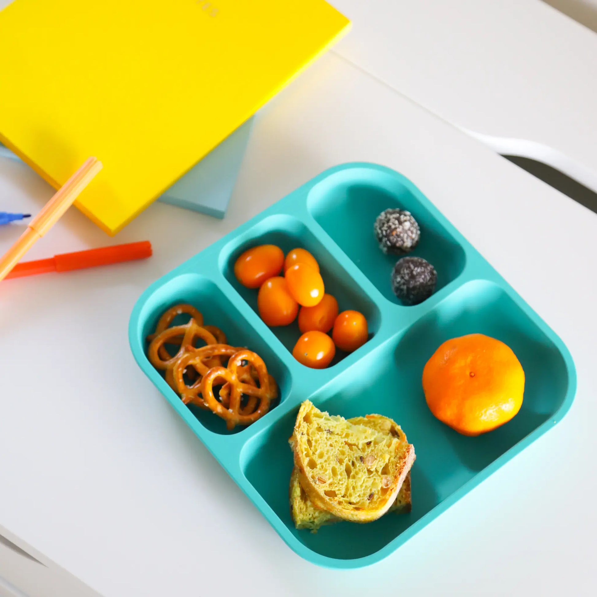 Plant-Based Bento-Style Divided Plates - Green BOBO & BOO