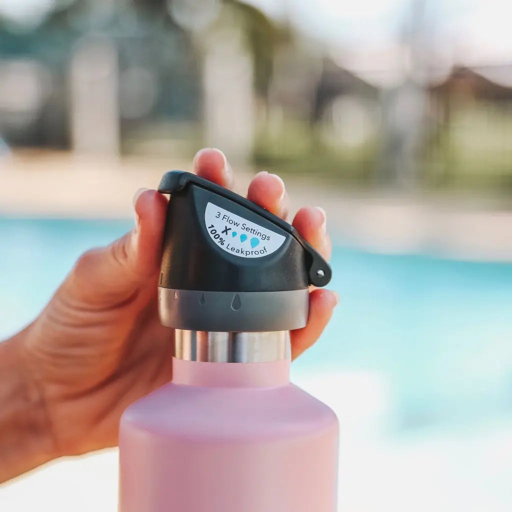 cheeki active leakproof lid