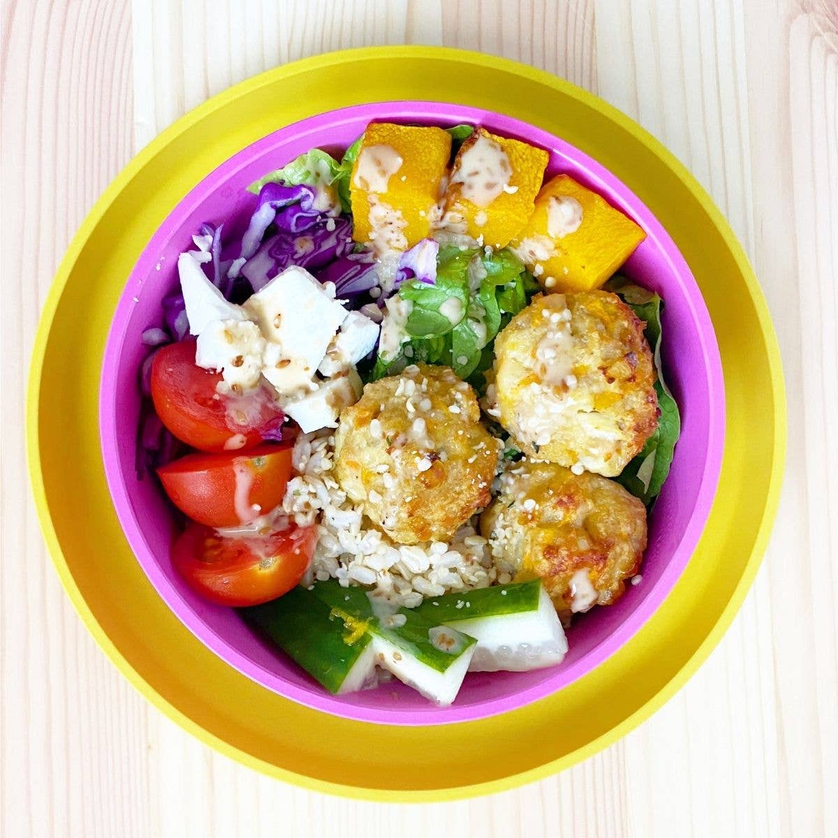 bobo&boo plate and bowl filled with healthy food