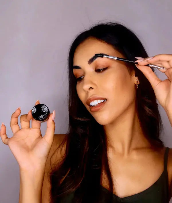 mgnaturals titanium free mineral eyebrow powder styled image