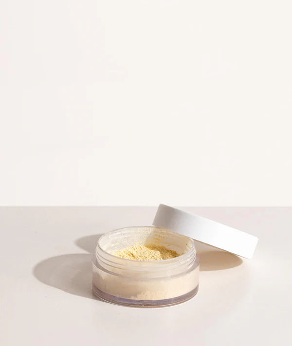 jar of lamav mattifing powder