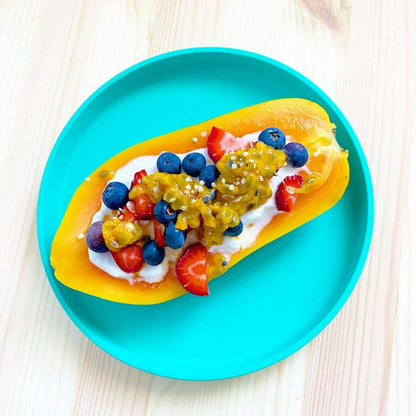 bobo&boo Papaya boat with fruit toppings on a blue plate
